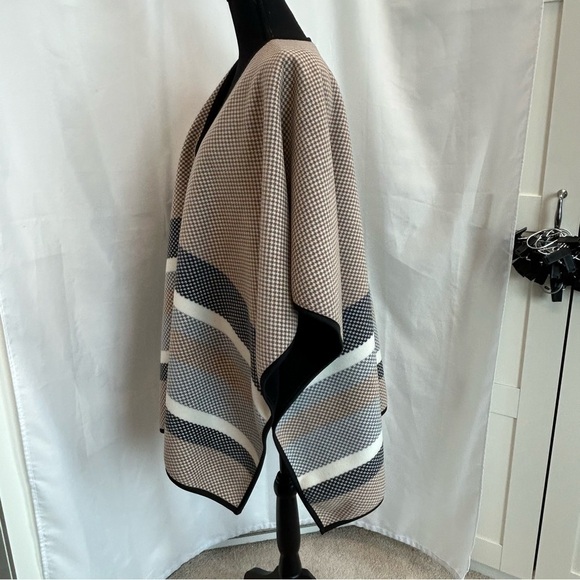 NICOLE Miller brown gray white striped poncho shawl cape - Picture 3 of 10